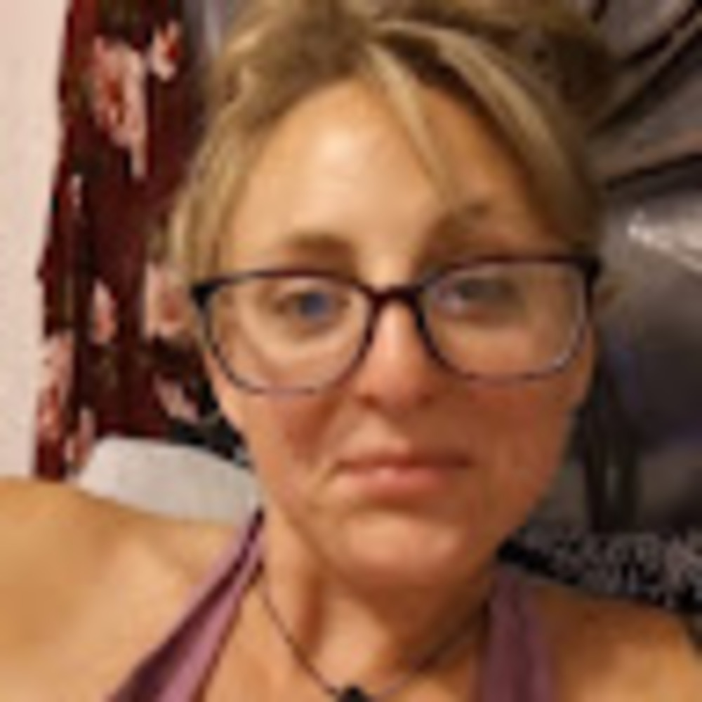 Meet your Posher, Kathron